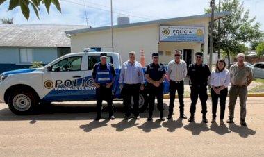 General Campos  recibe su nuevo patrullero