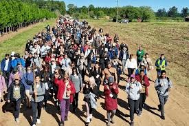 Más de 6.500 peregrinos desafiaron el clima y caminaron hasta Federación