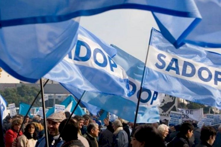 Los docentes privados también van paro y marchan este jueves