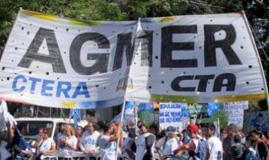 Los gremios docentes rechazaron la primera oferta en paritarias