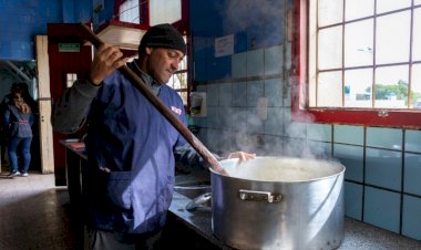 Provincia centralizará la provisión de alimentos para mil comedores escolares y dejará atrás las compras con tarjeta