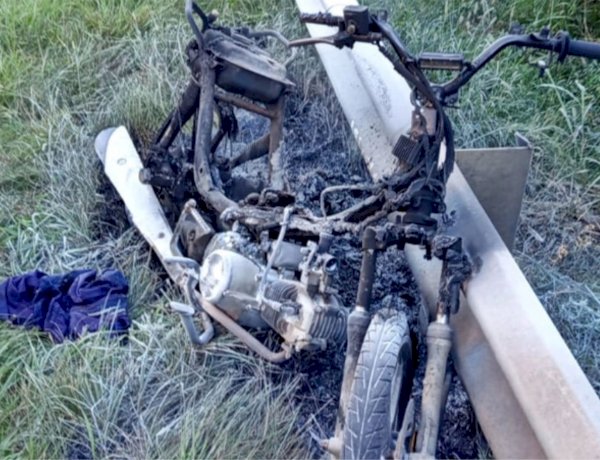 Ruta 18, Un hombre incendió su moto durante un control policial
