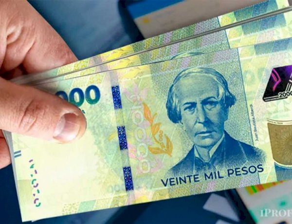Informe de la UBA y el Conicet indica que el salario mínimo perdió casi el 40? poder adquisitivo desde que asumió Milei