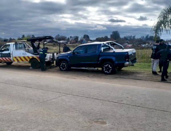 Conductor de camioneta chocó a un motociclista y se fugó. Fue atrapado y dio positivo en el test de alcoholemia