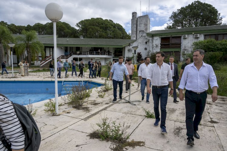 El Gobierno de Entre Ríos recuperó el hotel Ayuí, usurpado en el perilago de Concordia