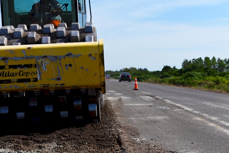 Avanza el Plan de Recuperación de rutas provinciales con obras en los departamentos Gualeguaychú, Uruguay e Islas del Ibicuy
