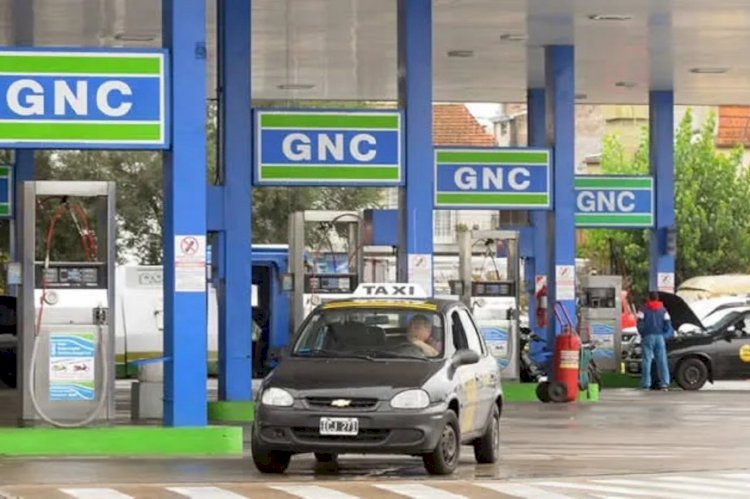 Por el alto consumo en hogares, el gobierno cortó el suministro de gas a industrias y estaciones de GNC