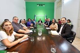 Paritaria: gremios estatales y el gobierno se reúnen este miércoles